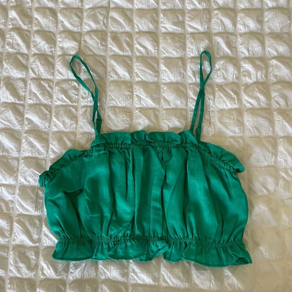 Lulus green tiers to the weekend crop tank top - Picture 1 of 8